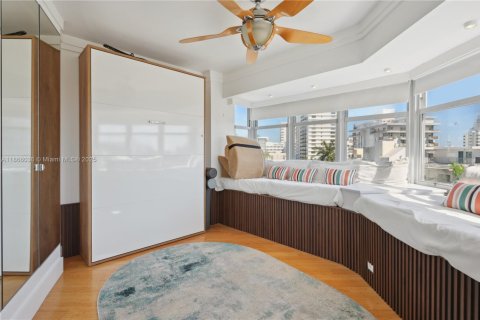 Condominio en alquiler en Miami Beach, Florida, 2 dormitorios, 87.33 m2 № 1979245 - foto 14