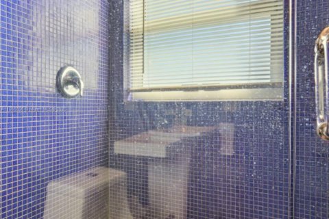 Condominio en alquiler en Miami Beach, Florida, 2 dormitorios, 87.33 m2 № 1979245 - foto 21