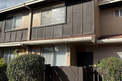 Adosado en alquiler en North Lauderdale, Florida, 2 dormitorios, 125.42 m2 № 2085753 - foto 2