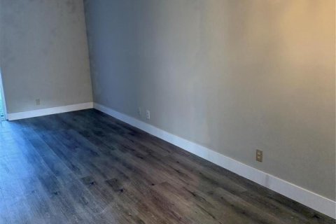 Adosado en alquiler en North Lauderdale, Florida, 2 dormitorios, 125.42 m2 № 2085753 - foto 5