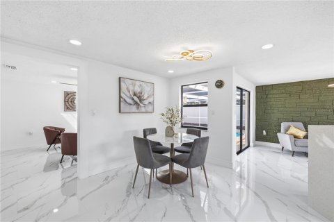 Villa ou maison à vendre à Port Richey, Floride: 3 chambres, 133.97 m2 № 2423758 - photo 21