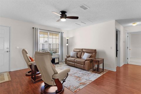 Casa en venta en The Villages, Florida, 3 dormitorios, 141.86 m2 № 1919507 - foto 8