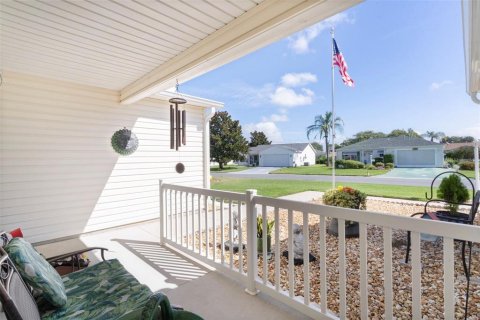 House in The Villages, Florida 3 bedrooms, 141.86 sq.m. № 1919507 - photo 5