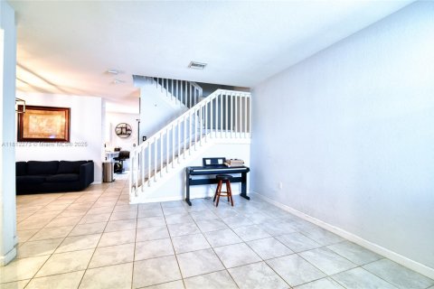 Adosado en venta en Davie, Florida, 3 dormitorios, 160.35 m2 № 1768374 - foto 29