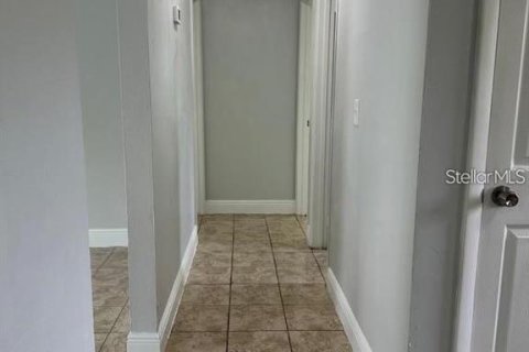 Apartamento en alquiler en Lakeland, Florida, 2 dormitorios, 62.8 m2 № 1883912 - foto 2