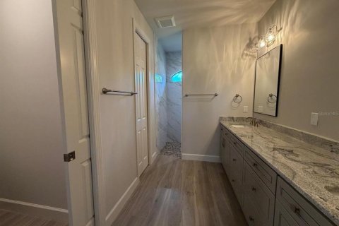 Villa ou maison à louer à Port Charlotte, Floride: 3 chambres, 153.38 m2 № 2412519 - photo 12