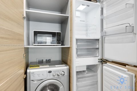 Copropriété à vendre à Hollywood, Floride: 1 chambre, 67.26 m2 № 1772414 - photo 3