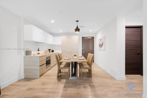 Copropriété à vendre à Hollywood, Floride: 1 chambre, 67.26 m2 № 1772414 - photo 12