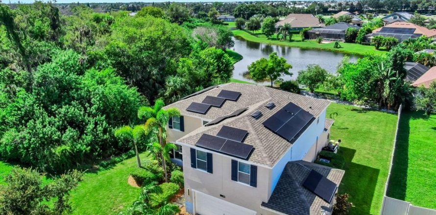 House in Apollo Beach, Florida 4 bedrooms, 252.6 sq.m. № 1898500