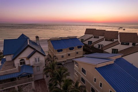 Купить таунхаус в Трежер-Айленд, Флорида 3 комнаты, 125.42м2, № 1591272 - фото 5