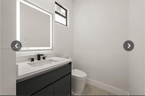 Купить виллу или дом в Лихай-Эйкерс, Флорида 3 спальни, № 1973745 - фото 6