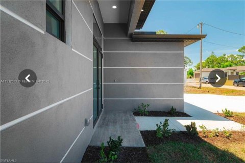 Купить виллу или дом в Лихай-Эйкерс, Флорида 3 спальни, № 1973745 - фото 2