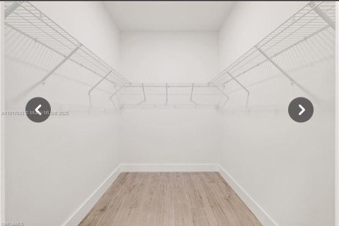 Купить виллу или дом в Лихай-Эйкерс, Флорида 3 спальни, № 1973745 - фото 11