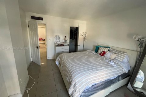 Copropriété à vendre à Miami, Floride: 3 chambres, 149.57 m2 № 2431301 - photo 17