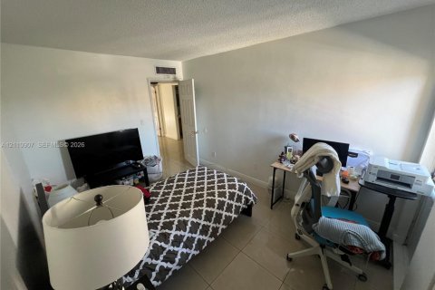 Copropriété à vendre à Miami, Floride: 3 chambres, 149.57 m2 № 2431301 - photo 21