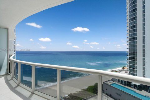 Copropriété à vendre à Sunny Isles Beach, Floride: 2 chambres, 195.65 m2 № 1686124 - photo 9