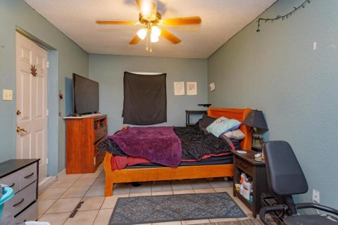House in Orlando, Florida 3 bedrooms, 181.81 sq.m. № 1816839 - photo 20