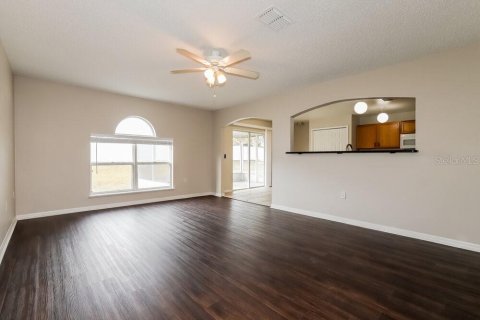 House in Riverview, Florida 4 bedrooms, 178.93 sq.m. № 2379774 - photo 4
