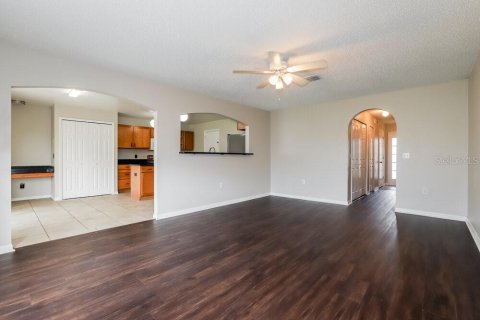 House in Riverview, Florida 4 bedrooms, 178.93 sq.m. № 2379774 - photo 5