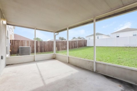 House in Riverview, Florida 4 bedrooms, 178.93 sq.m. № 2379774 - photo 9