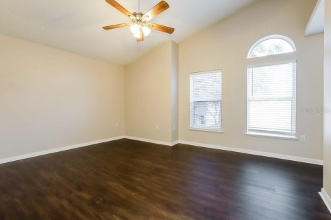 House in Riverview, Florida 4 bedrooms, 178.93 sq.m. № 2379774 - photo 10