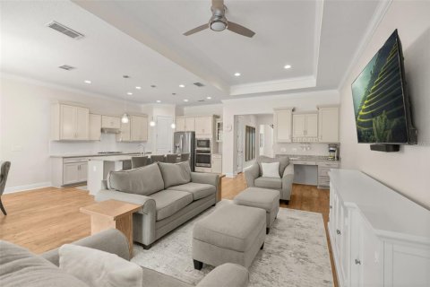 Villa ou maison à vendre à Kissimmee, Floride: 3 chambres, 204.57 m2 № 2348003 - photo 5