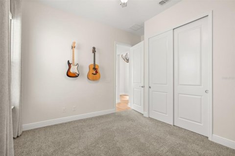 Villa ou maison à vendre à Kissimmee, Floride: 3 chambres, 204.57 m2 № 2348003 - photo 15