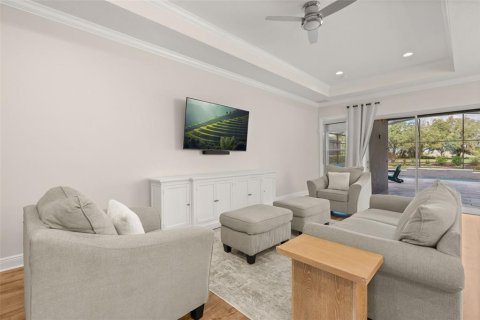 Villa ou maison à vendre à Kissimmee, Floride: 3 chambres, 204.57 m2 № 2348003 - photo 3