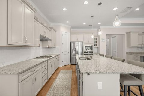 Villa ou maison à vendre à Kissimmee, Floride: 3 chambres, 204.57 m2 № 2348003 - photo 10