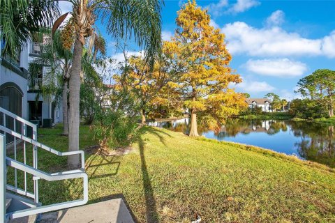 Copropriété à vendre à Orlando, Floride: 2 chambres, 98.66 m2 № 1530327 - photo 8