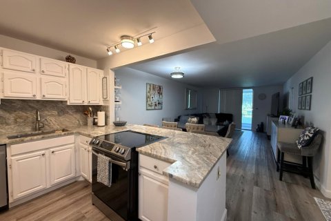 Condo in Boca Raton, Florida, 3 bedrooms  № 2184798 - photo 16