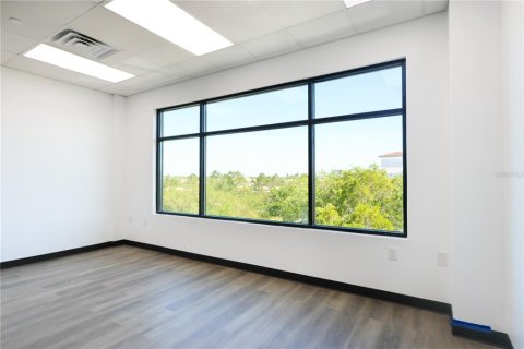 Commercial property in Orlando, Florida 92.34 sq.m. № 2147686 - photo 13