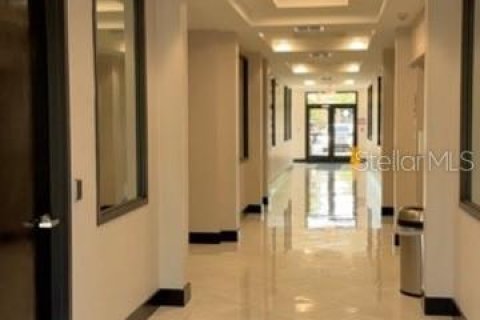 Commercial property in Orlando, Florida 92.34 sq.m. № 2147686 - photo 4