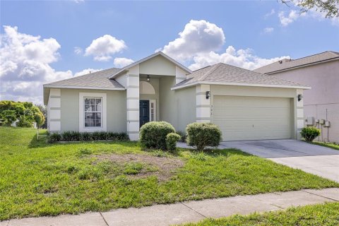 House in Haines City, Florida 3 bedrooms, 153.66 sq.m. № 1898733 - photo 6