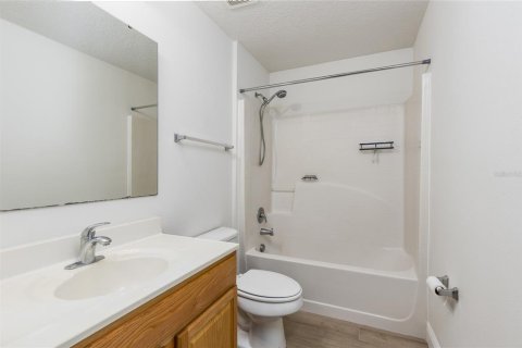 House in Haines City, Florida 3 bedrooms, 153.66 sq.m. № 1898733 - photo 25