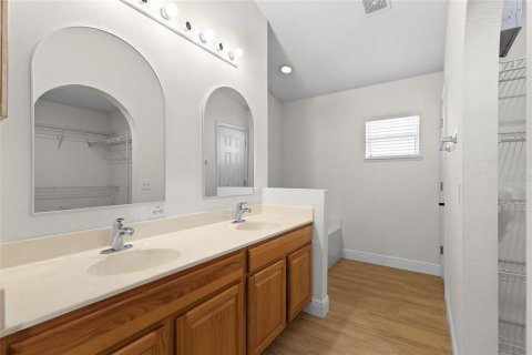 House in Haines City, Florida 3 bedrooms, 153.66 sq.m. № 1898733 - photo 19