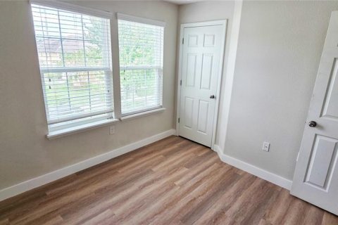 Townhouse in Winter Springs, Florida 3 bedrooms, 133.31 sq.m. № 1905700 - photo 17