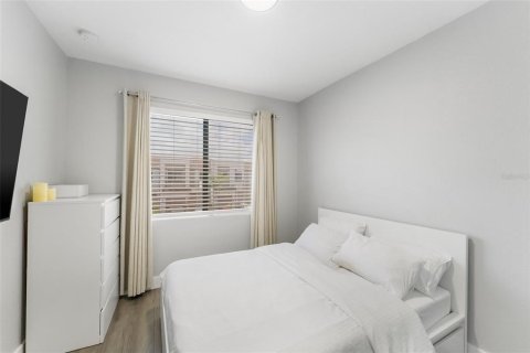 Touwnhouse à vendre à Miami, Floride: 3 chambres, 158.31 m2 № 1642405 - photo 18