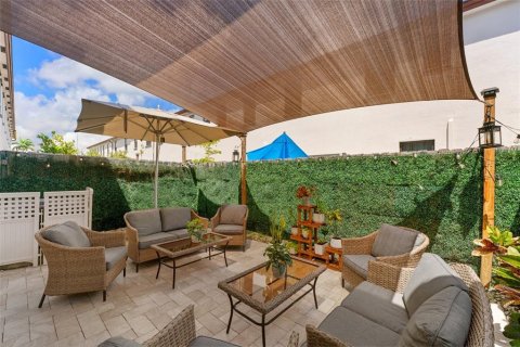Touwnhouse à vendre à Miami, Floride: 3 chambres, 158.31 m2 № 1642405 - photo 22