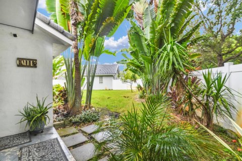 Casa en venta en Pembroke Pines, Florida, 4 dormitorios, 140.28 m2 № 2245918 - foto 30