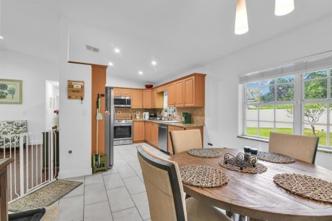 Casa en venta en Pembroke Pines, Florida, 4 dormitorios, 140.28 m2 № 2245918 - foto 10