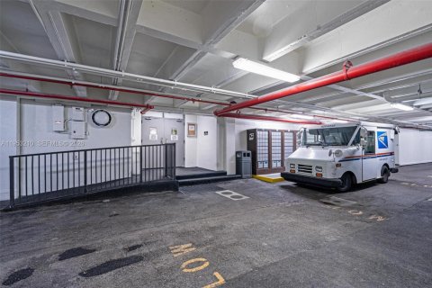 Immobilier commercial à vendre à Fort Lauderdale, Floride № 2008116 - photo 24