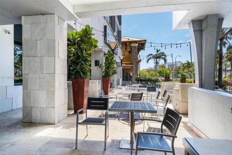 Immobilier commercial à vendre à Fort Lauderdale, Floride № 2008116 - photo 26