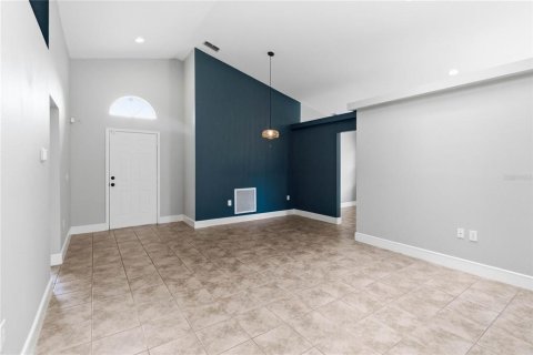 Casa en venta en Davenport, Florida, 3 dormitorios, 137.87 m2 № 2157502 - foto 4
