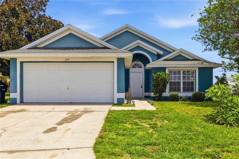 Casa en Davenport, Florida 3 dormitorios, 137.87 m2 № 2157502