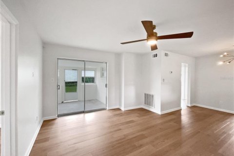 Casa en venta en Longwood, Florida, 3 dormitorios, 85.47 m2 № 1904720 - foto 23