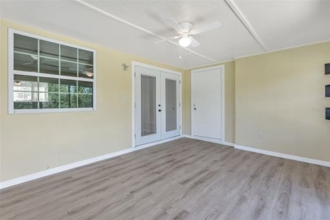 Touwnhouse à vendre à Orlando, Floride: 2 chambres, 119.47 m2 № 2321748 - photo 14