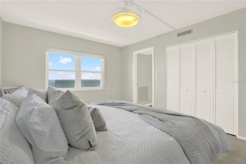 Condo in Dunedin, Florida, 2 bedrooms  № 1643333 - photo 27