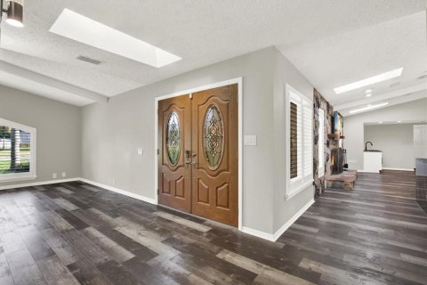 Casa en venta en Weeki Wachee, Florida, 4 dormitorios, 281.87 m2 № 2226132 - foto 7