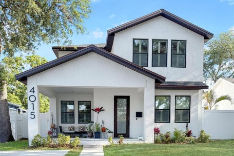 Купить виллу или дом в Сент-Питерсберг, Флорида 8 комнат, 249.44м2, № 1628224 - фото 2